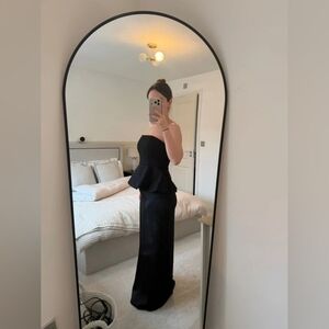 Elegant Black Strapless Dress